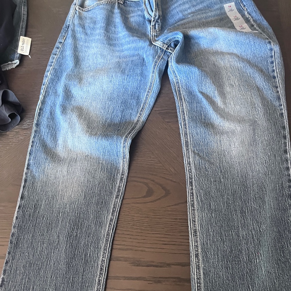 Old Navy Women's Boyfriend Jeans in Blue